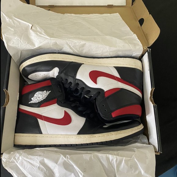 Jordan 1 Black Gym Red Size 15